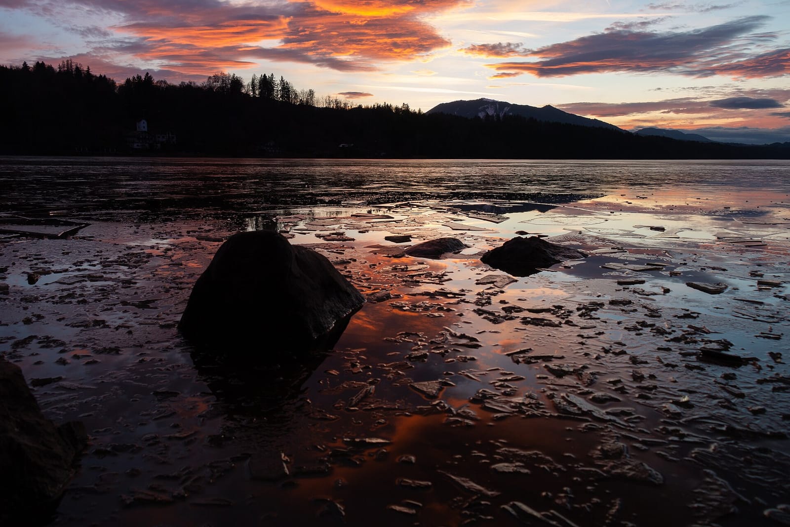 Sunset at the Staffelsee near the german Alps.