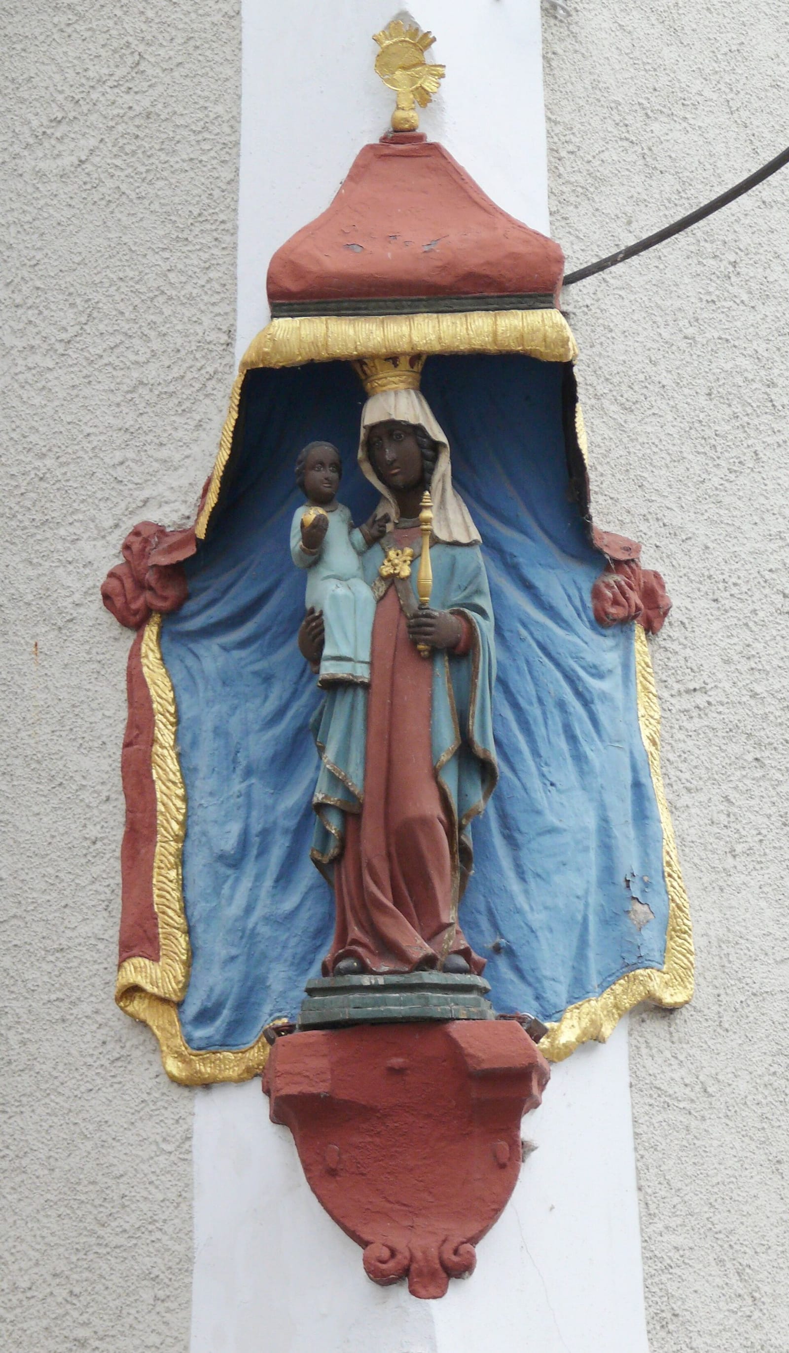 Hausmadonna, Marktstraße 32 (Ecke Kirchgasse), Bad Tölz
